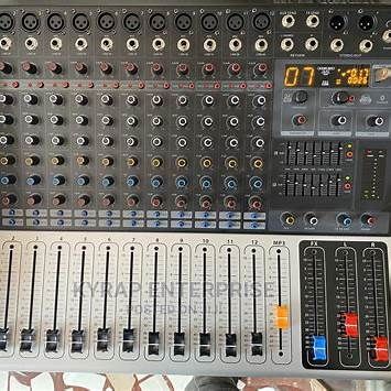 MIXER AMPLIFIÉ YAMAHA KV‑120 (12 CANAUX)_1