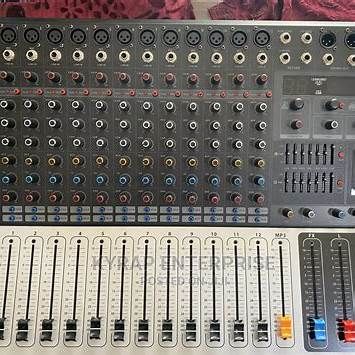 MIXER AMPLIFIÉ YAMAHA KV‑120 (12 CANAUX)_3