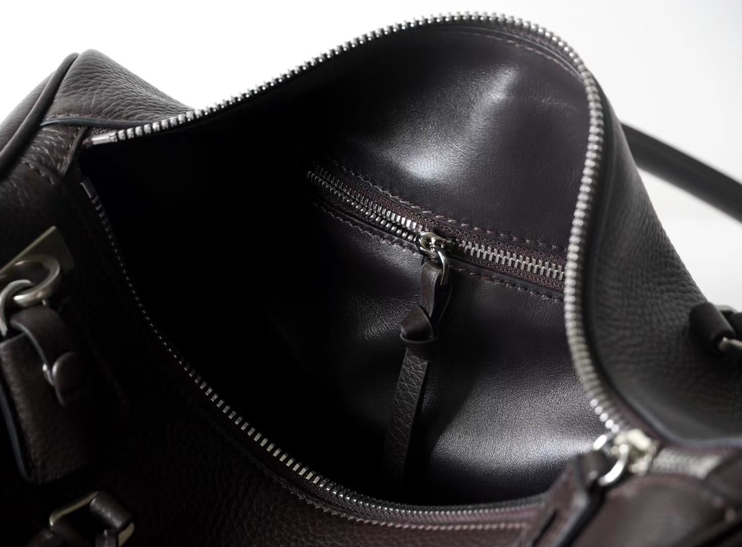 [Preorder] P Tote Shoulder Bag_3