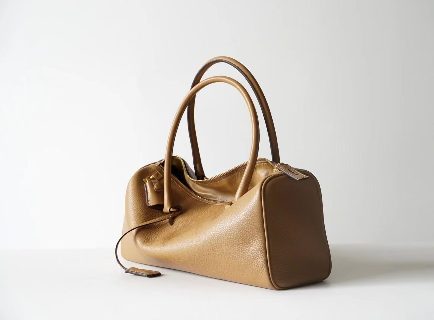 [Preorder] P Tote Shoulder Bag_10