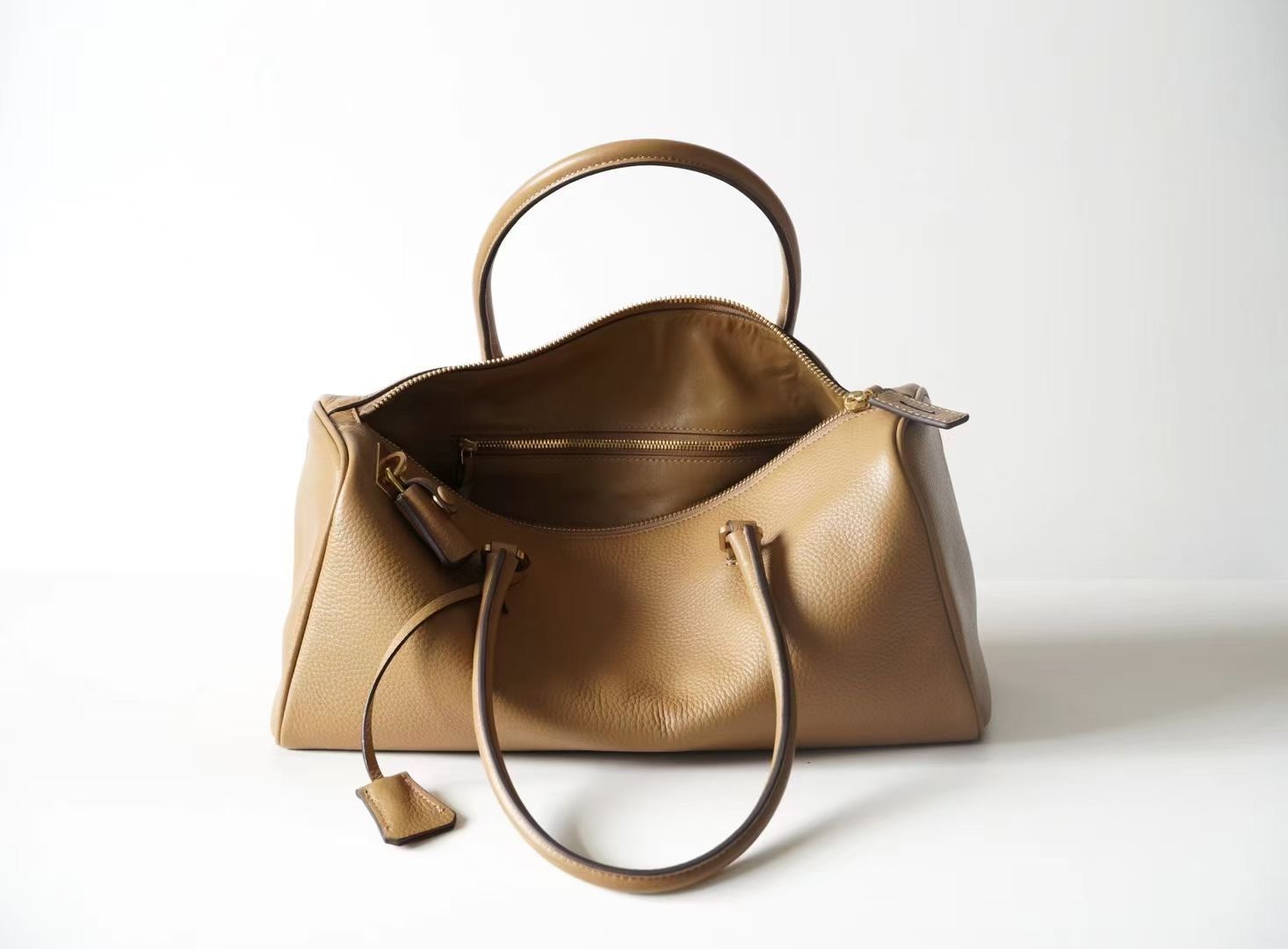 [Preorder] P Tote Shoulder Bag_9