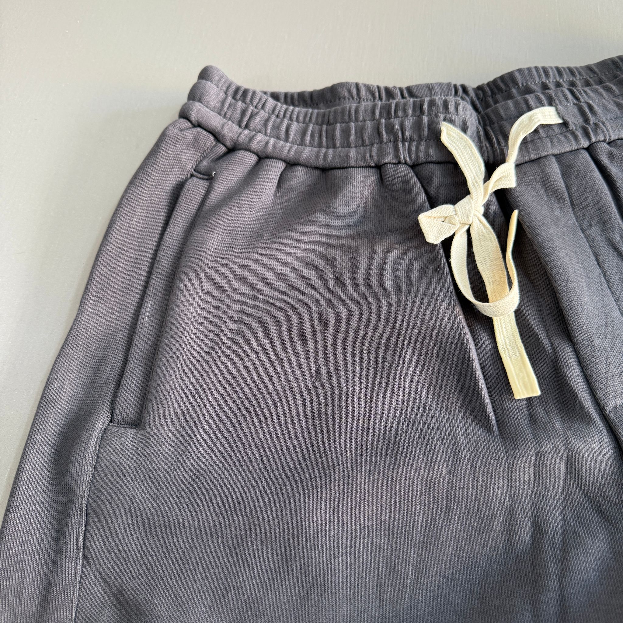 JOGGERS -HK.ZZ faded black _1
