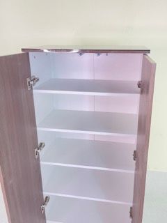ទូរស្បែកជើង_4
