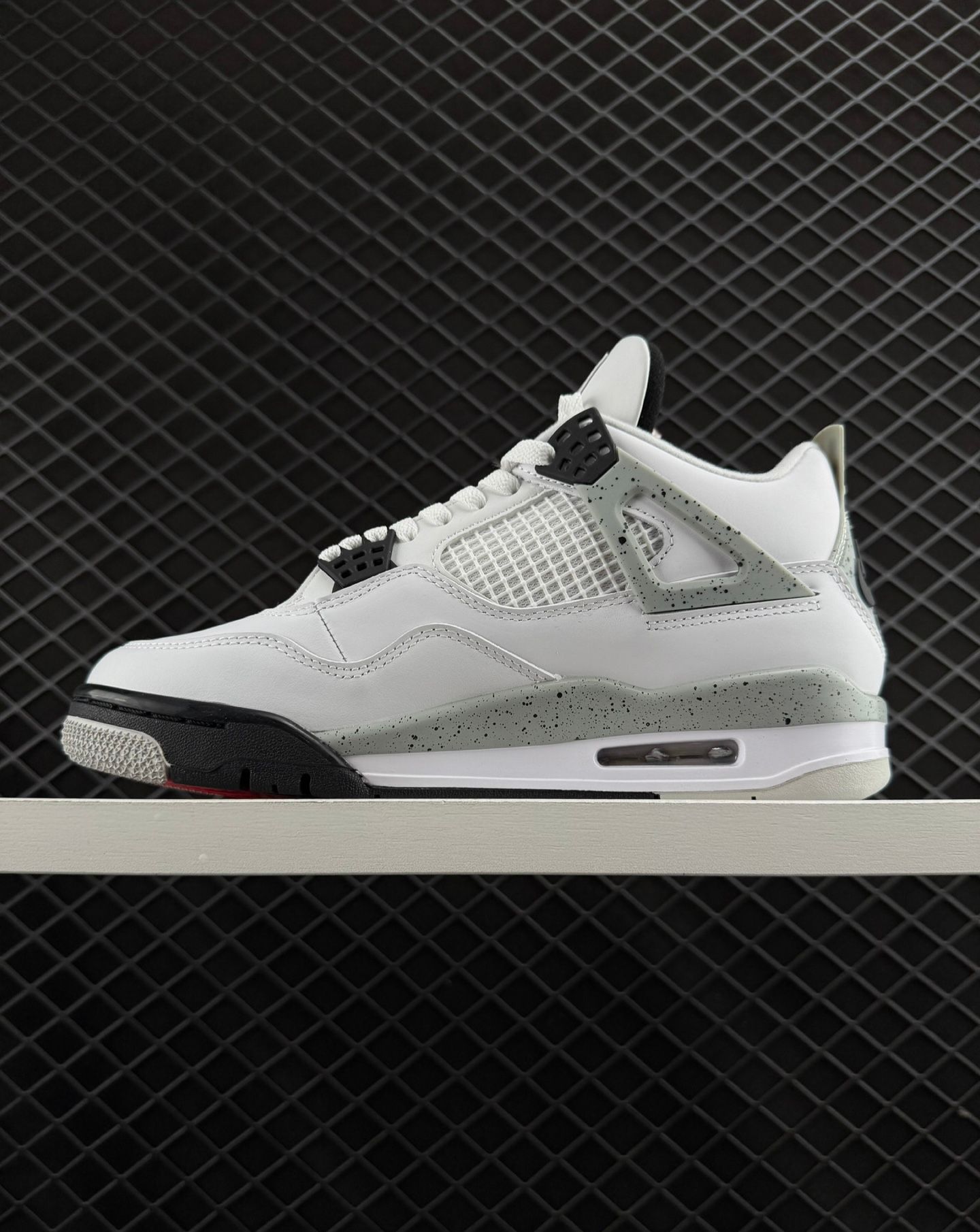 AIR JORDAN 4 RETRO_1