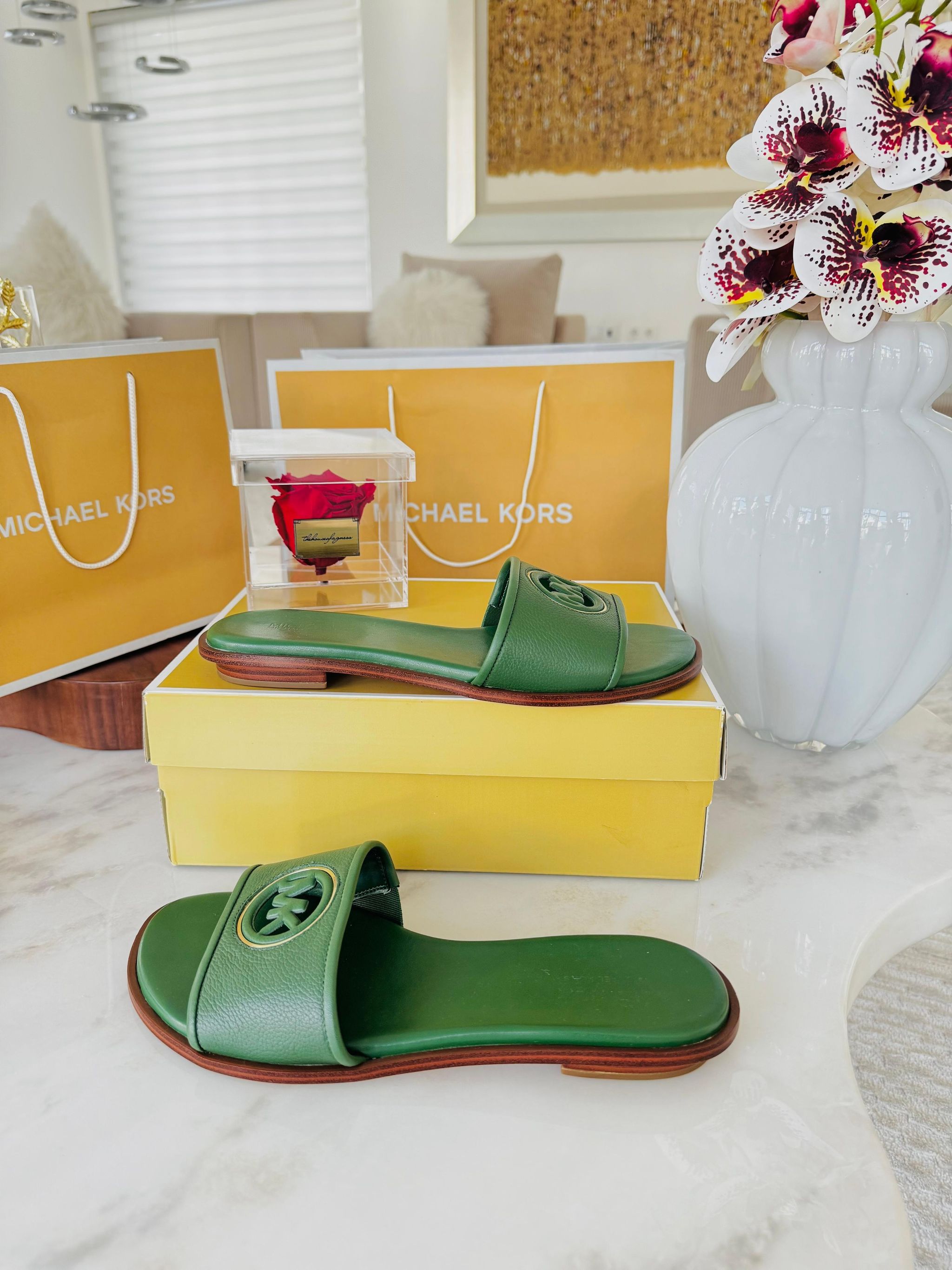 Chinelos Micheal kors _1