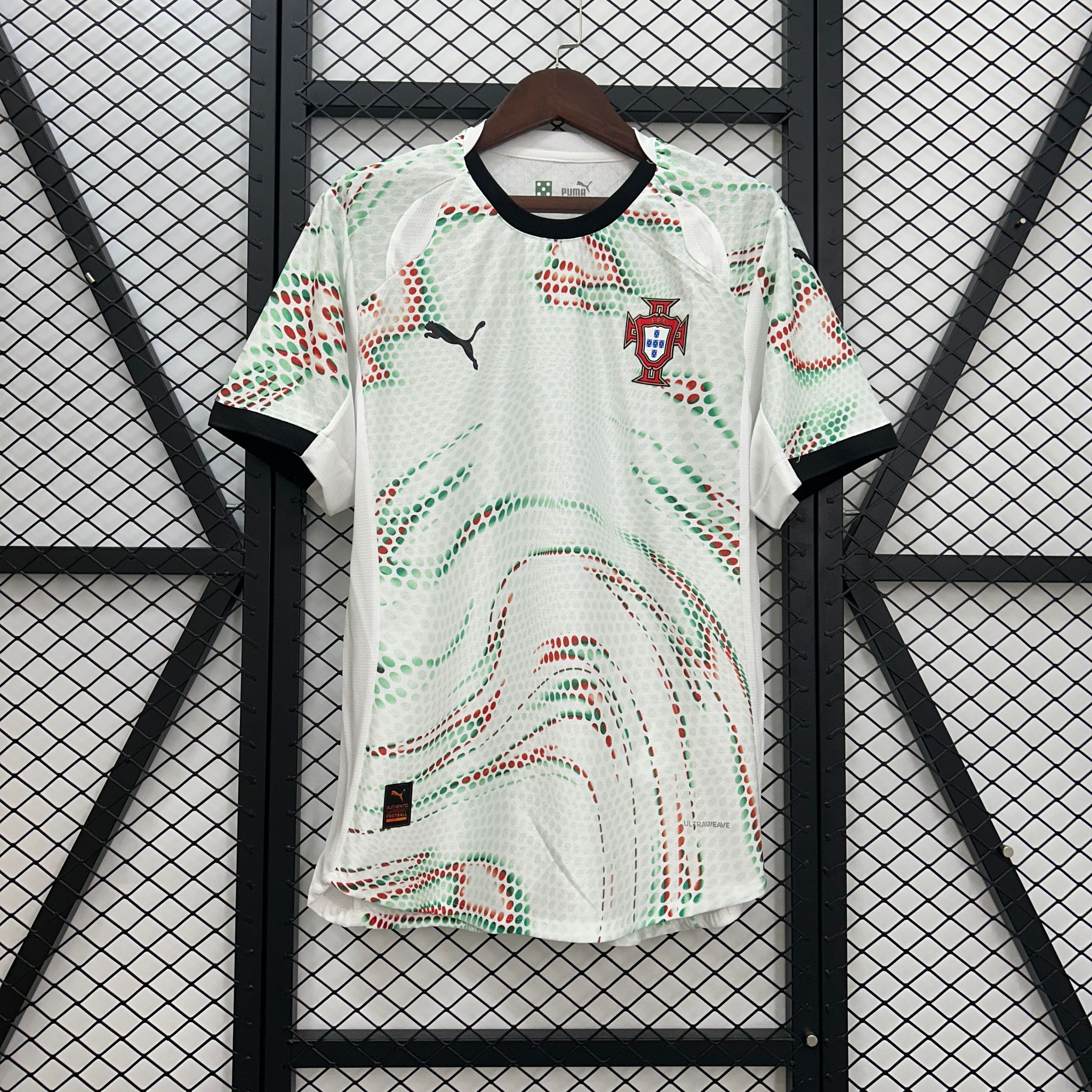 PORTUGAL VISITANTE FAN 25/26_0