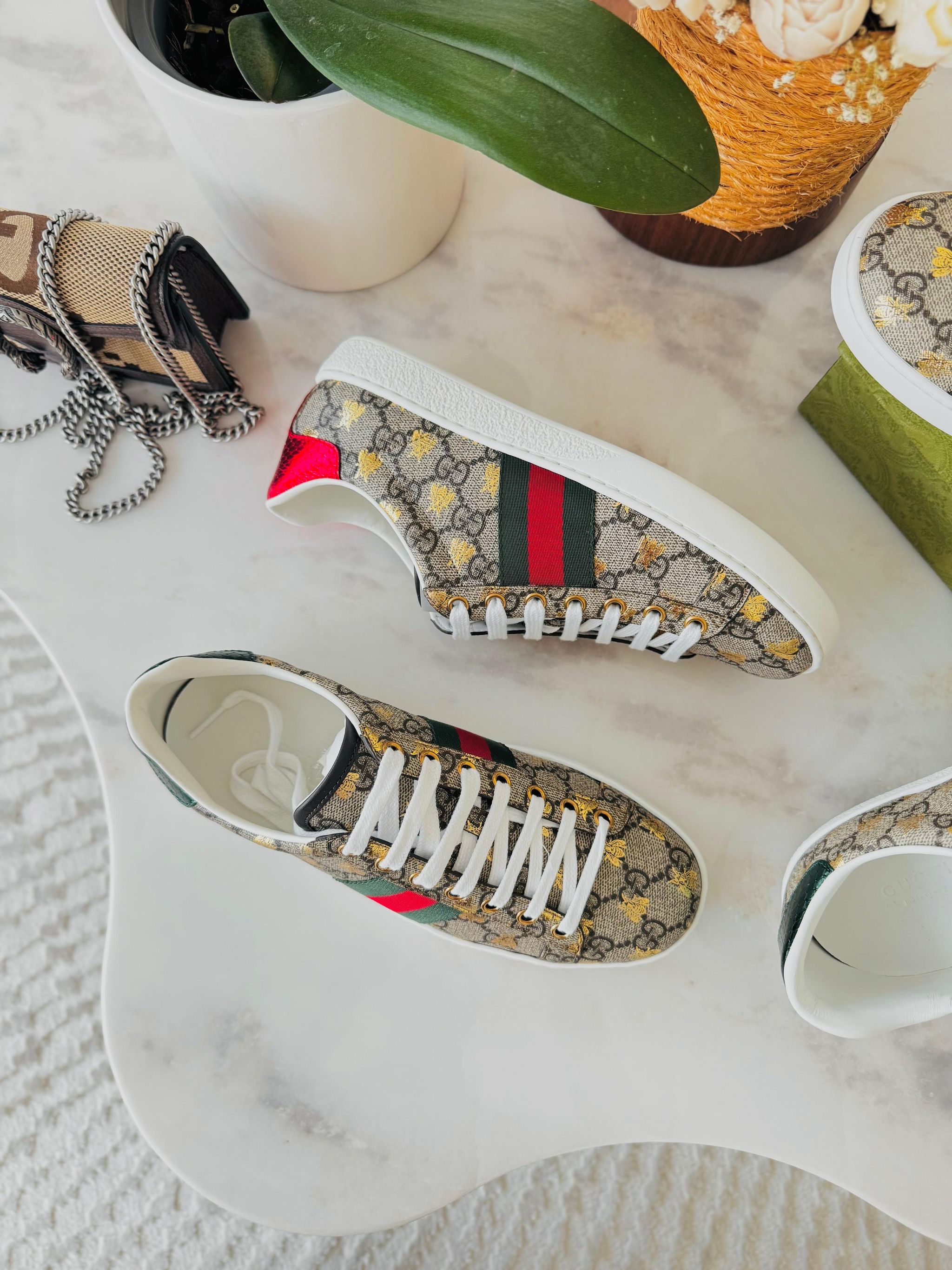 Sapatilhas Gucci monogram bee _5