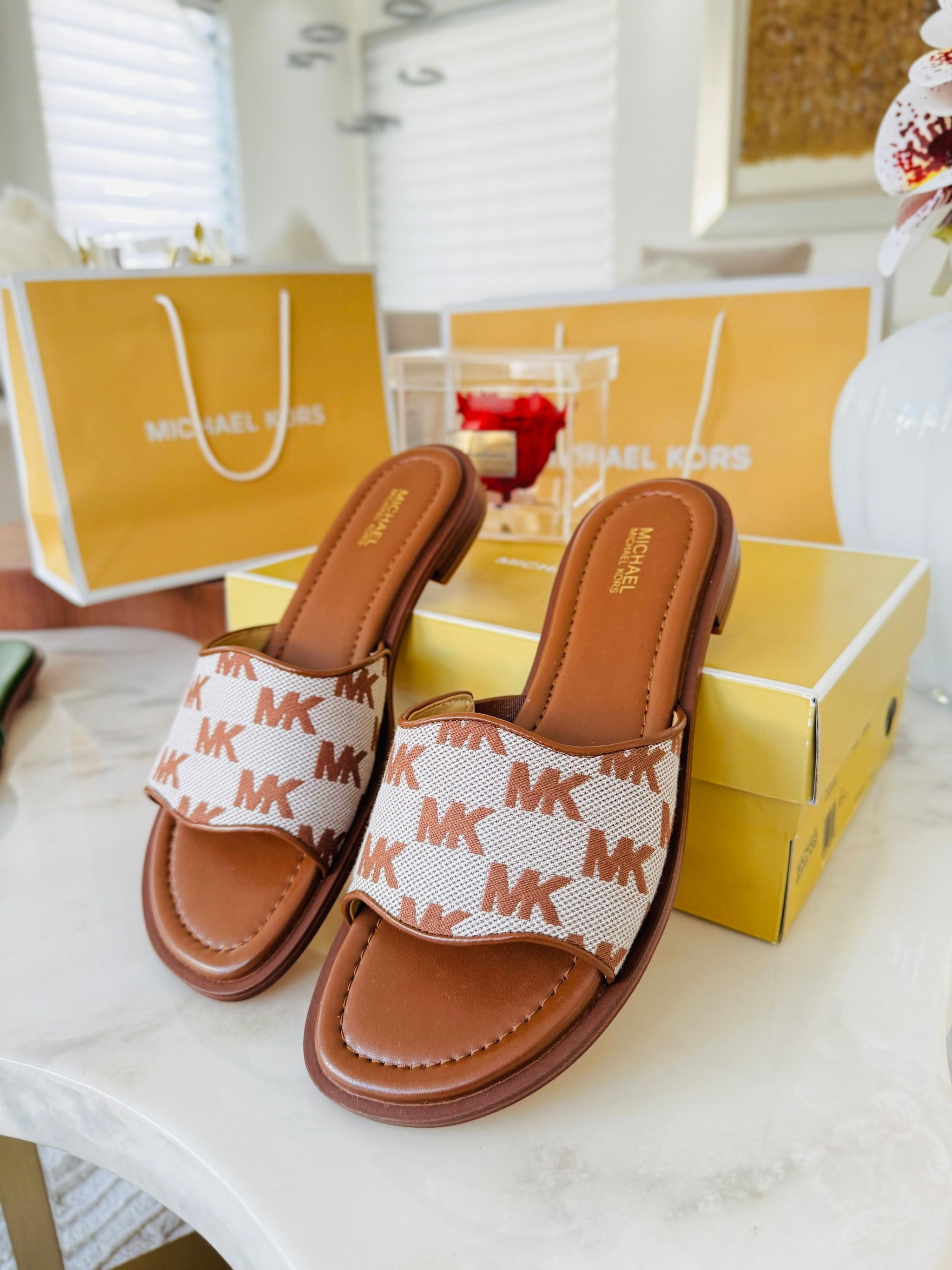 Chinelos Micheal kors  _2
