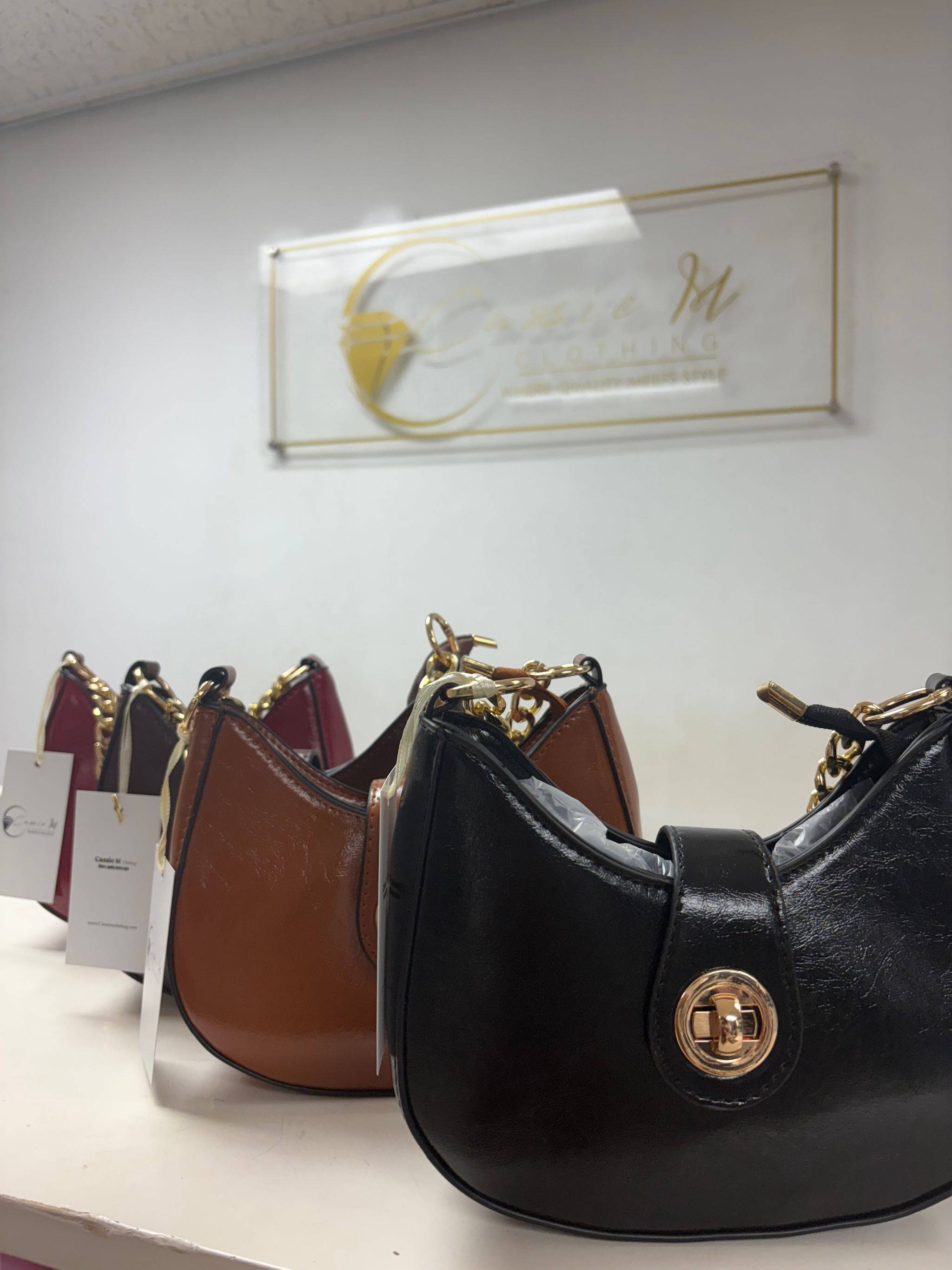 Luxe sling bag_5