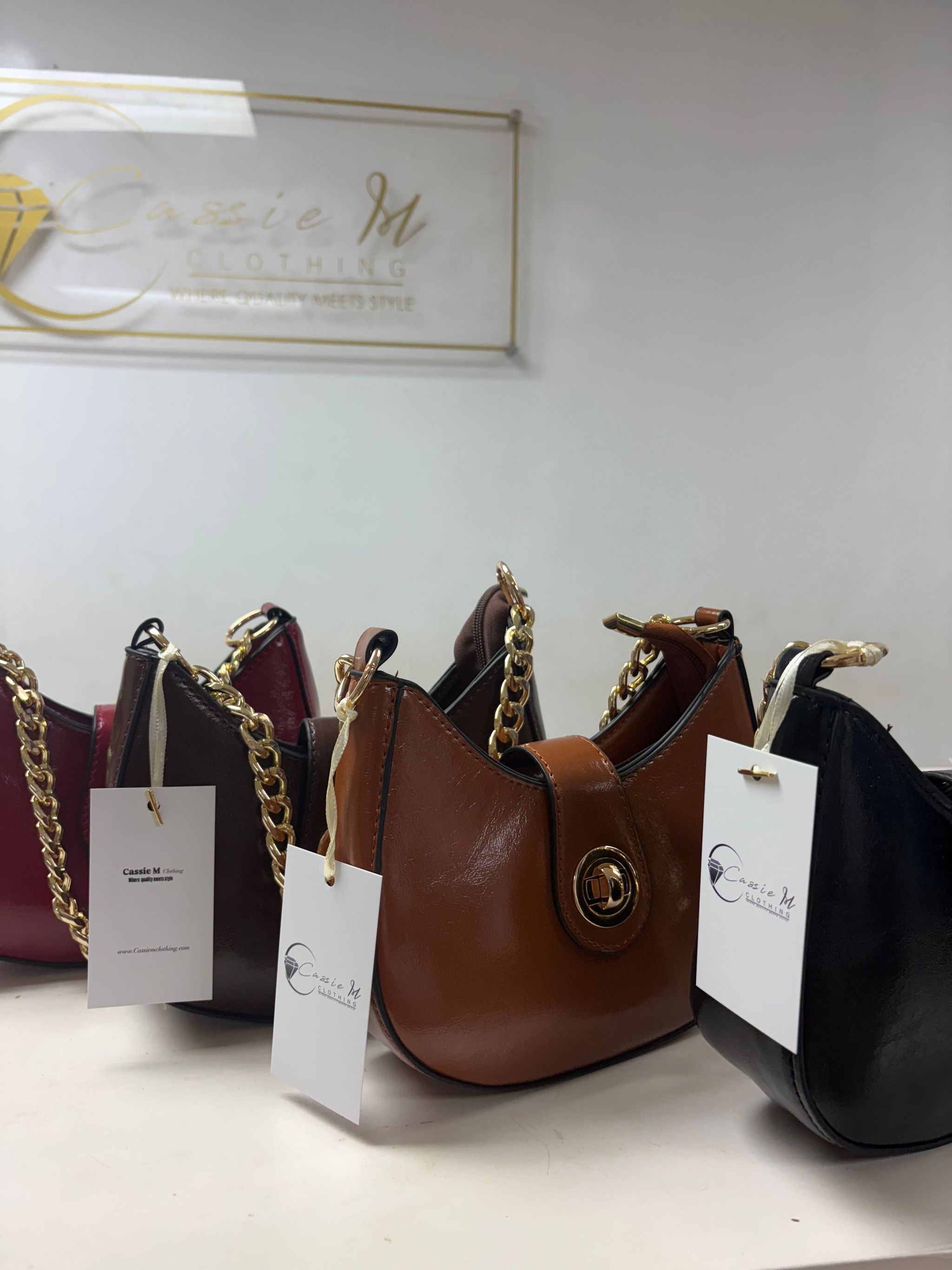 Luxe sling bag_4