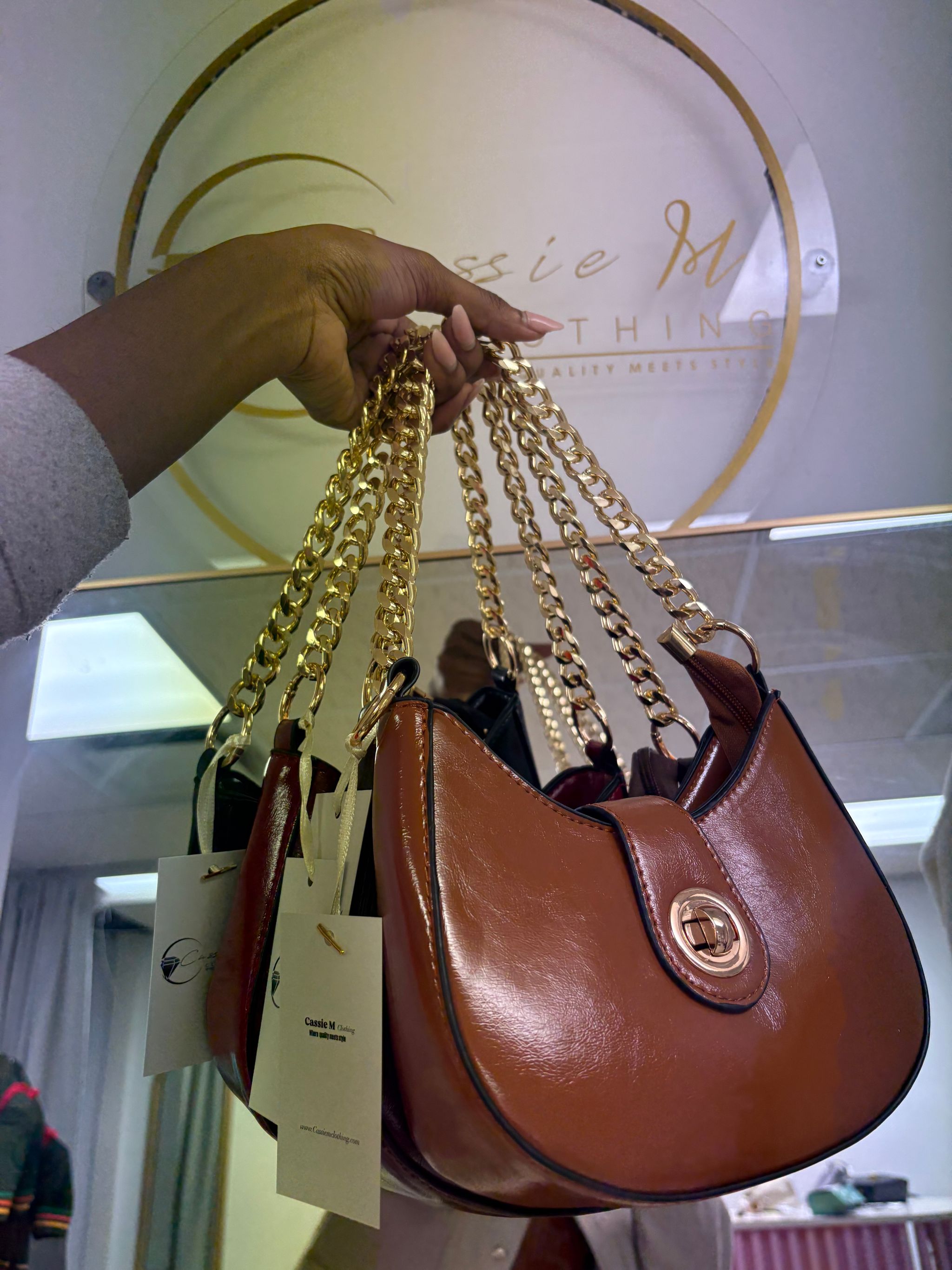 Luxe sling bag_6