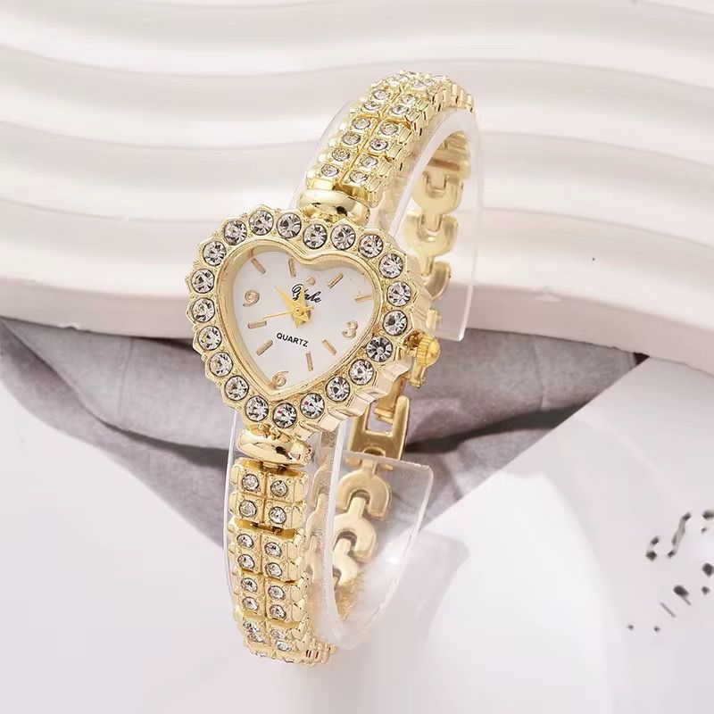 Brand New Luxury Quartz Women's Watch Set with Diamond Inlaid Heart-shaped Gift Box Fashionable Pointer Dialwomen's Watch_2