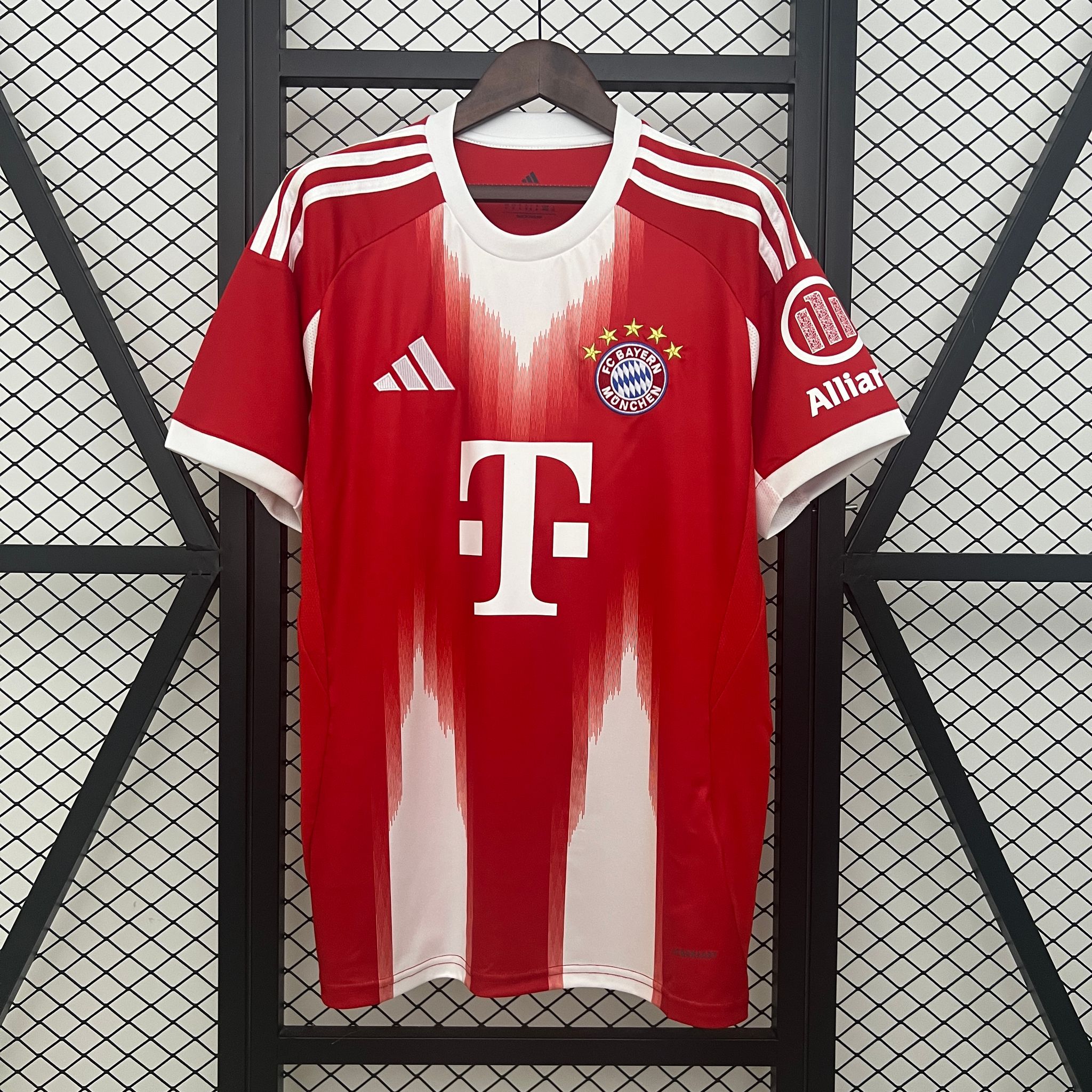 BAYERN MUNICH LOCAL FAN 25/26_0
