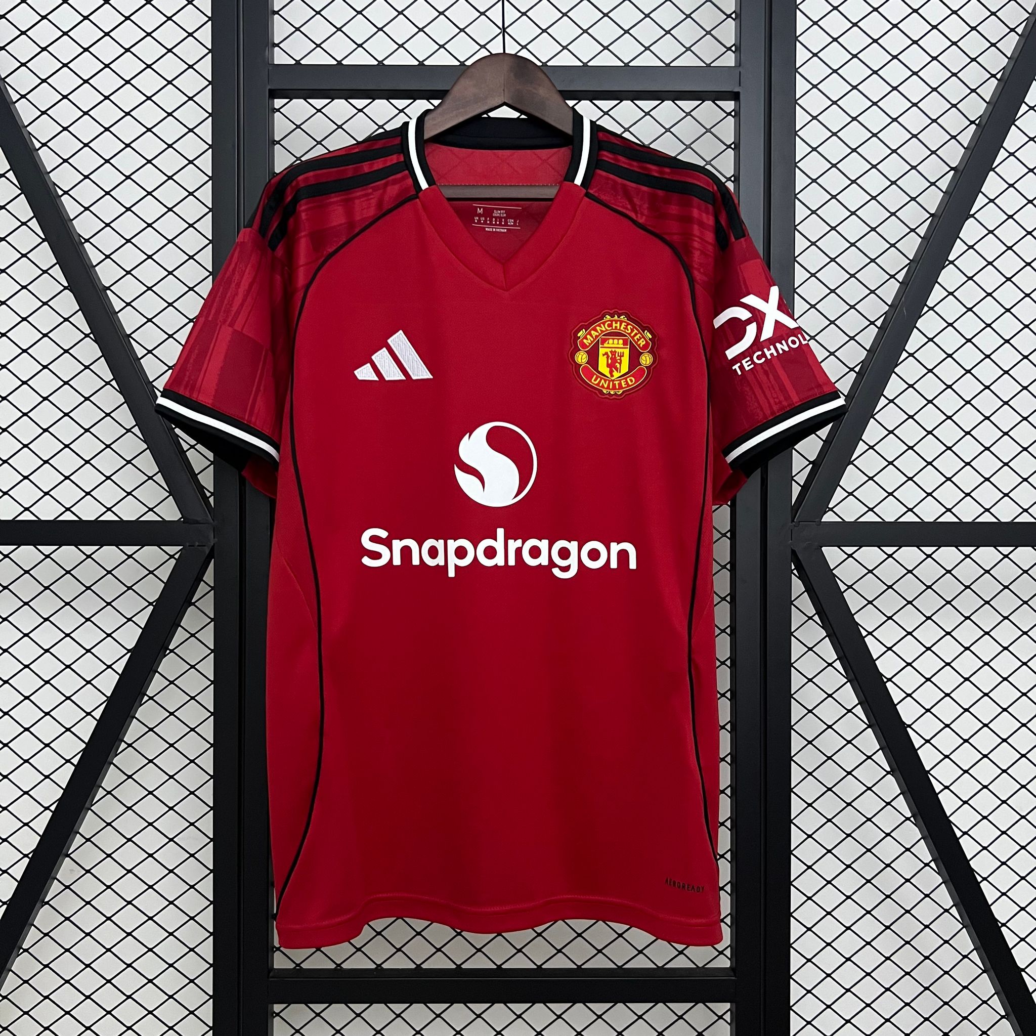 MANCHESTER UNITED LOCAL 25/26_0