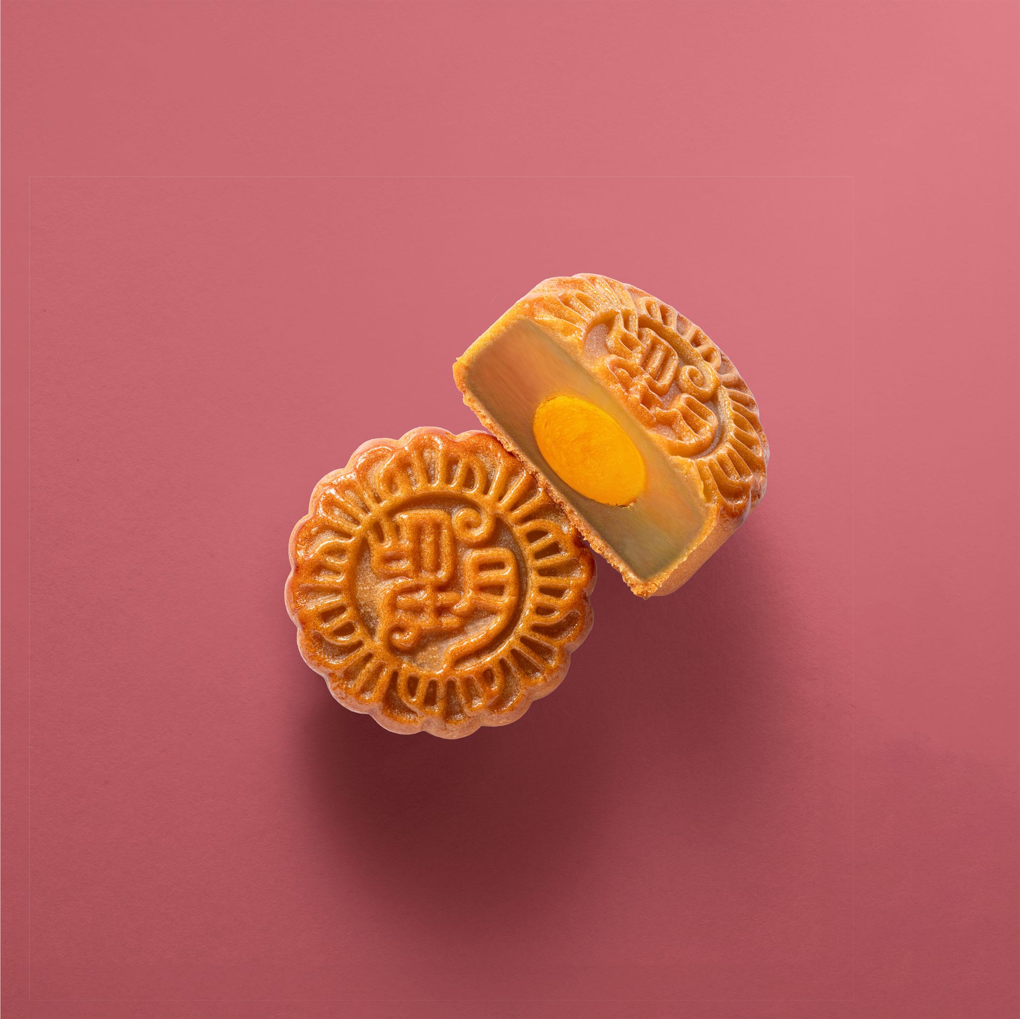 White Lotus Seed Paste Mooncake with Egg Yolk (4pcs)_1