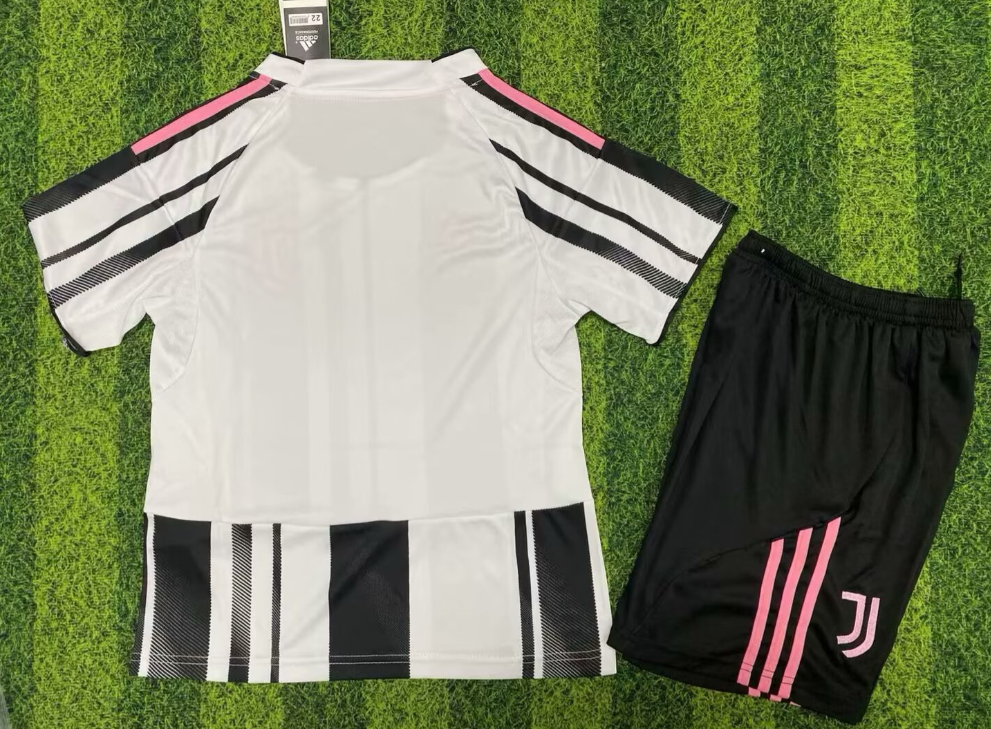 Conjunto Juventus 25/26_1