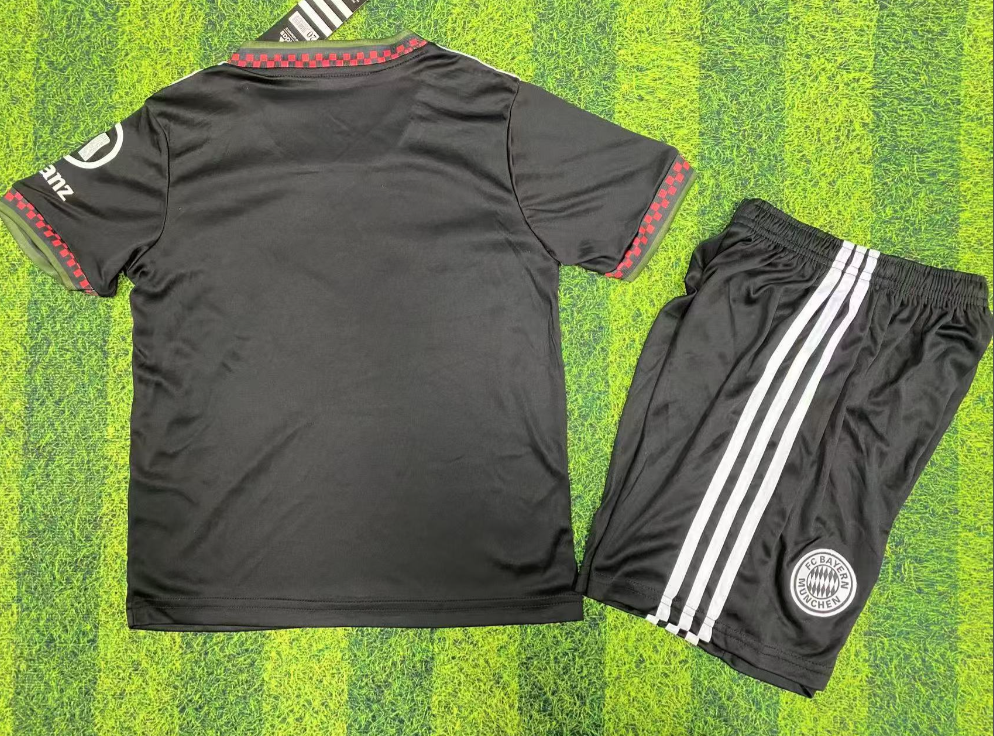 Conjunto Bayern de Múnich 3º EQUIPACIÓN 25/26_1
