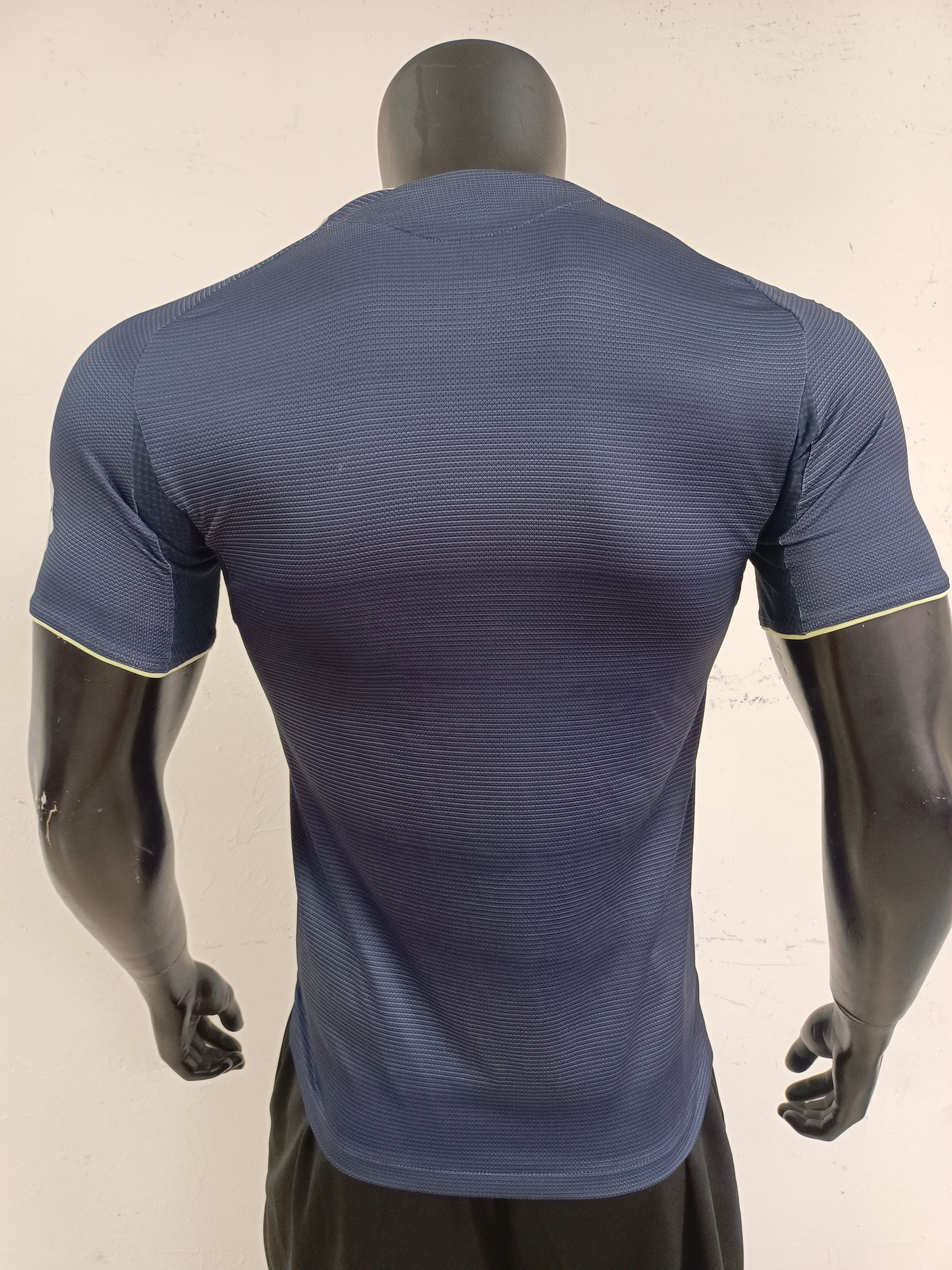 Real Madrid 2025/26 Away Shirt (Black)_1