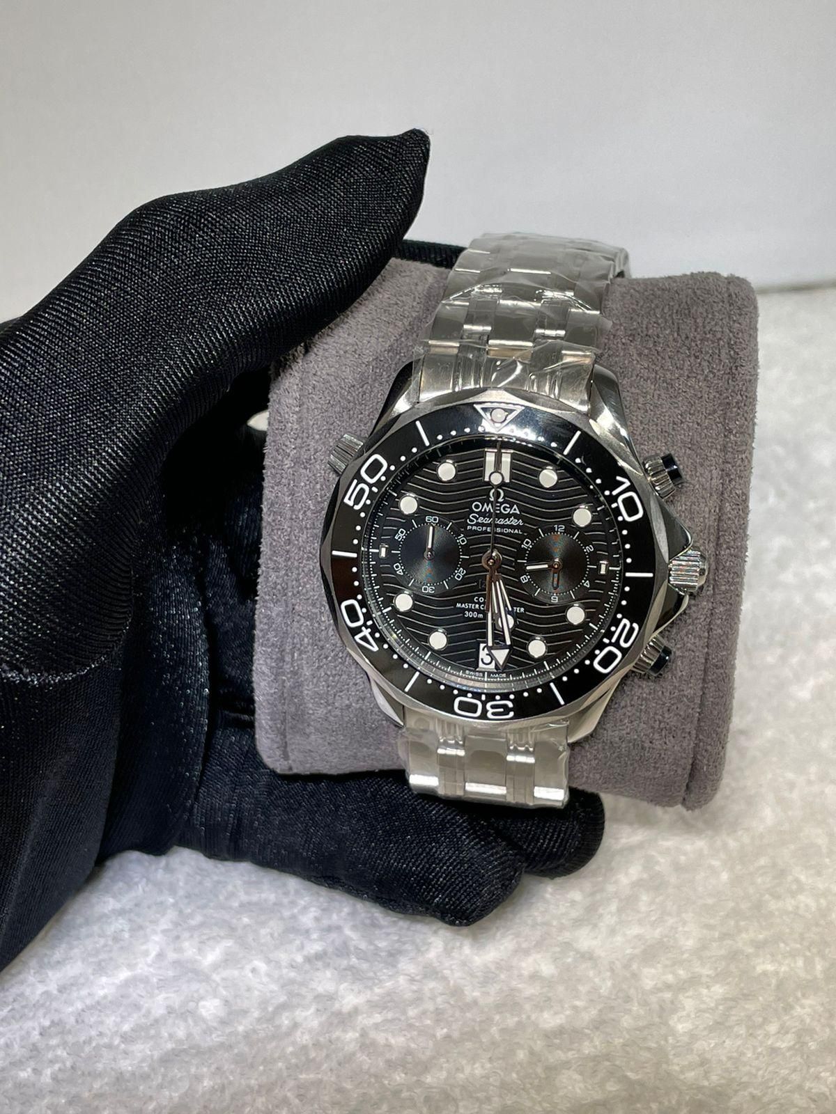 Omega _16