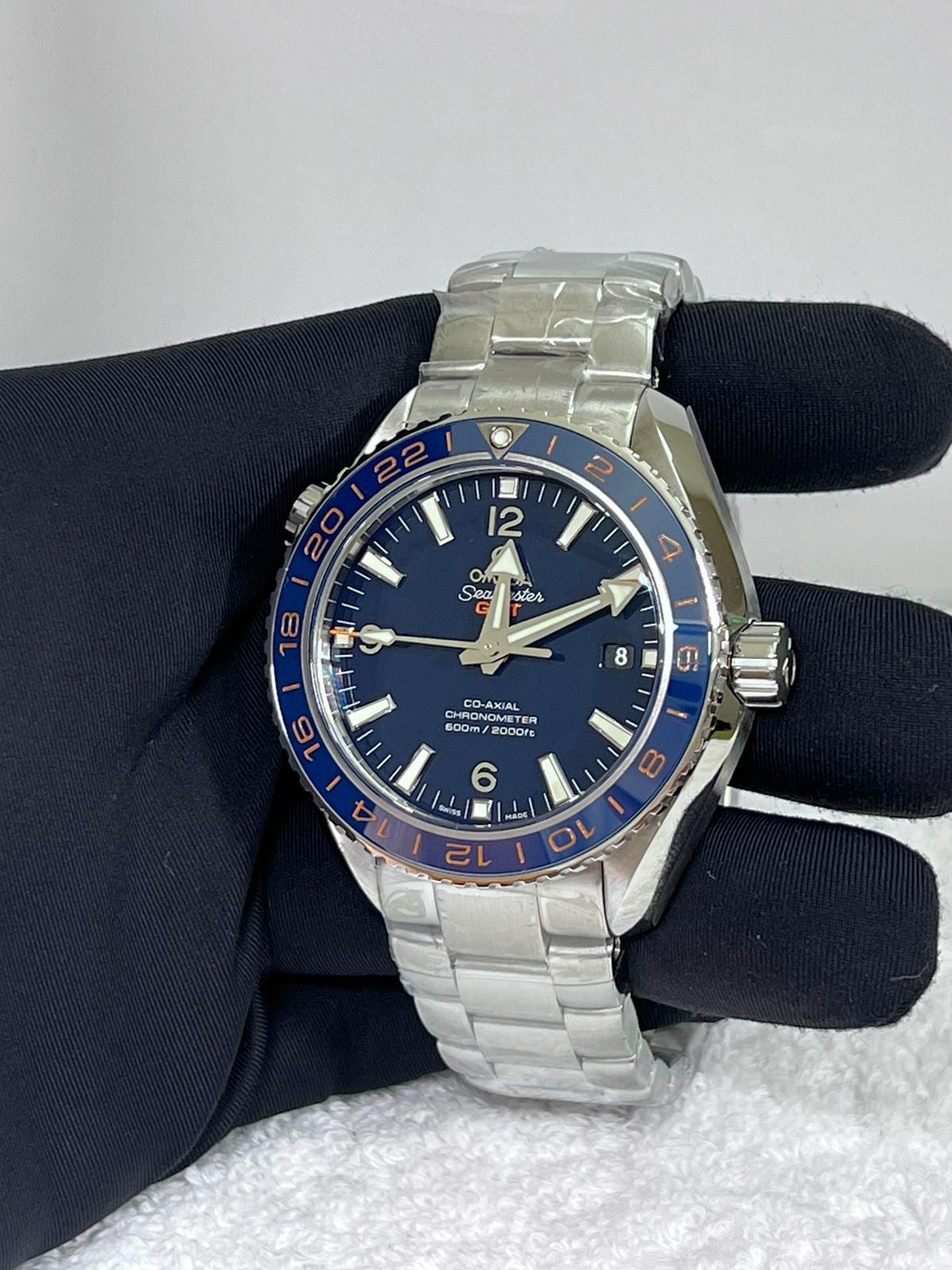 Omega _4