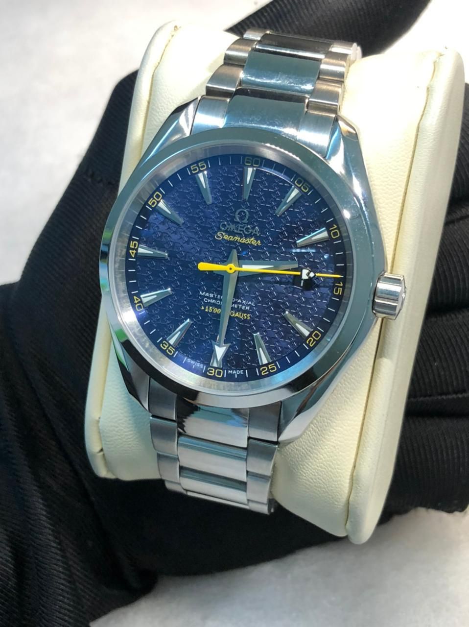 Omega _29