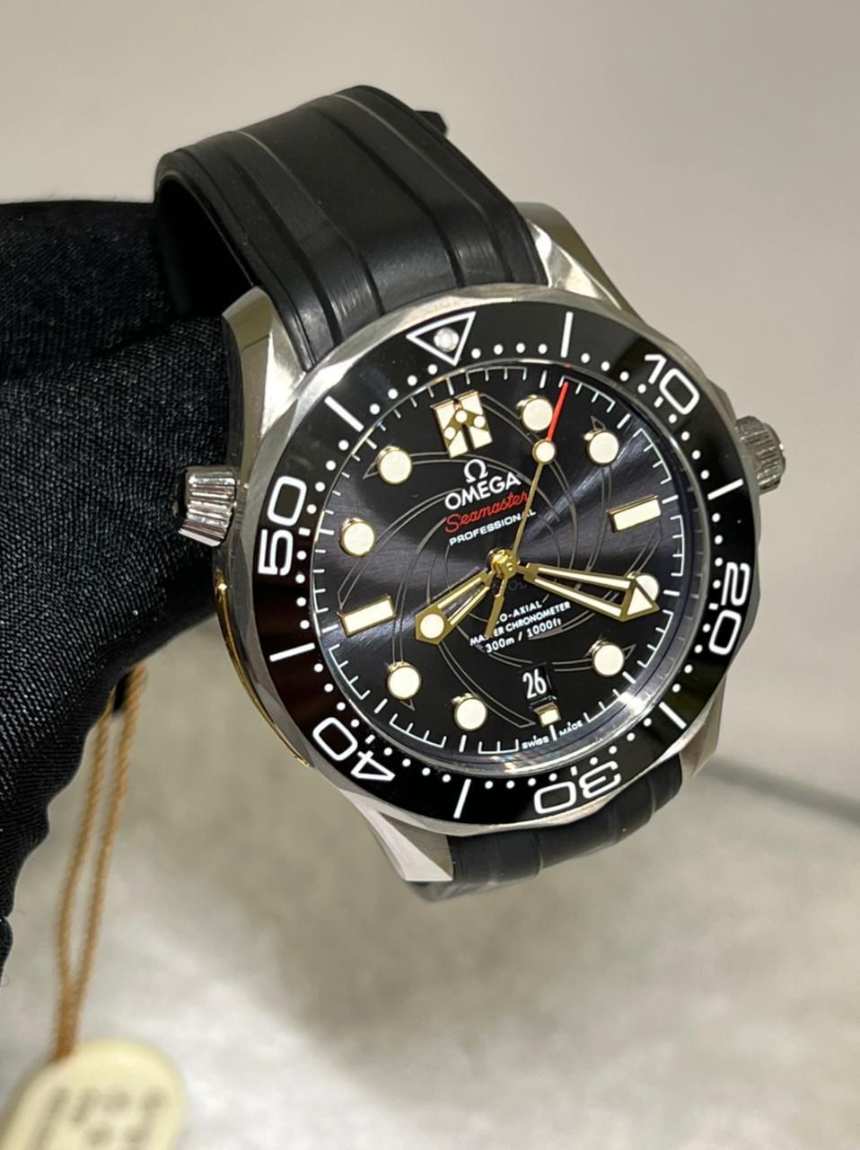 Omega _28