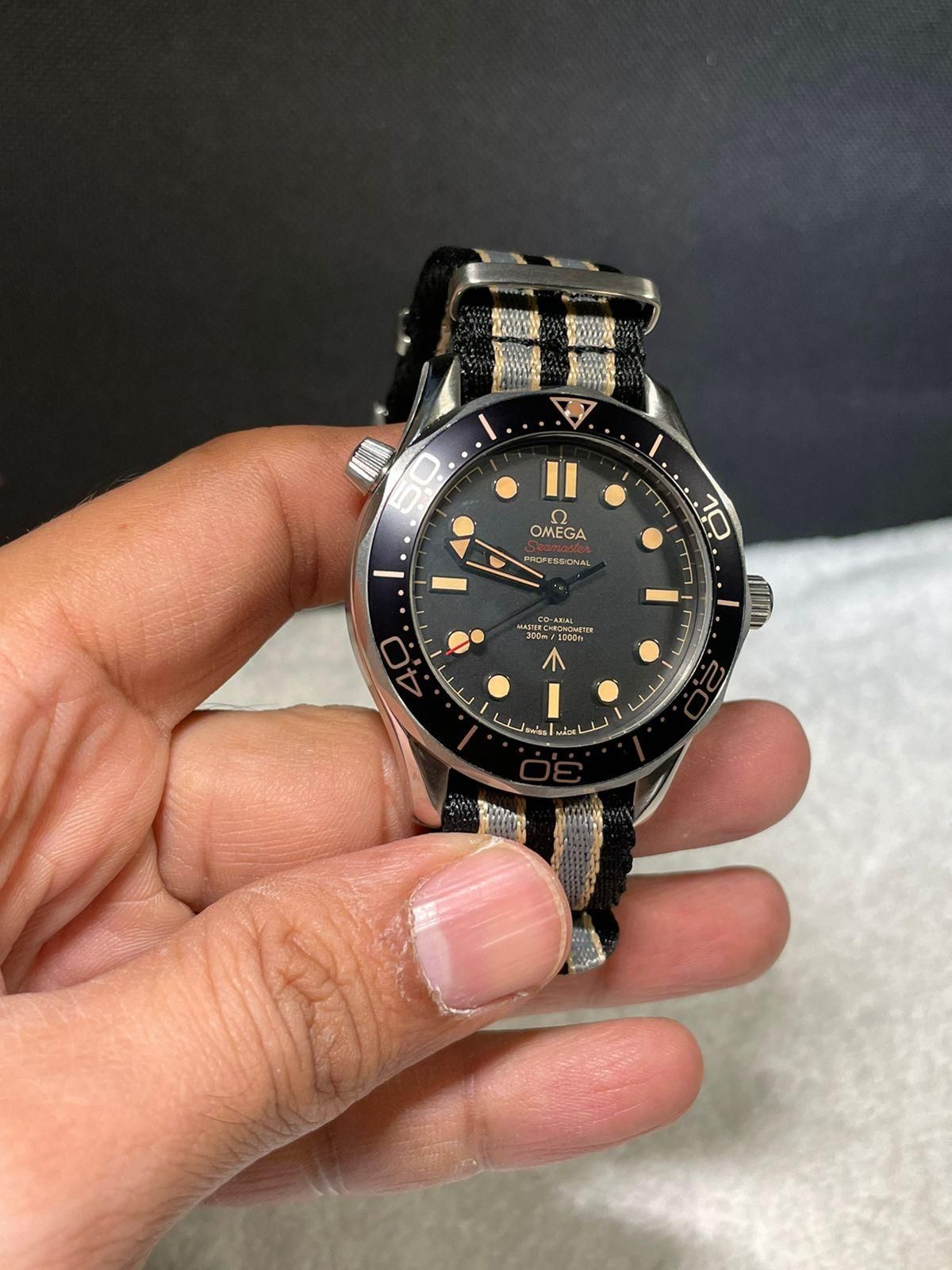 Omega _21
