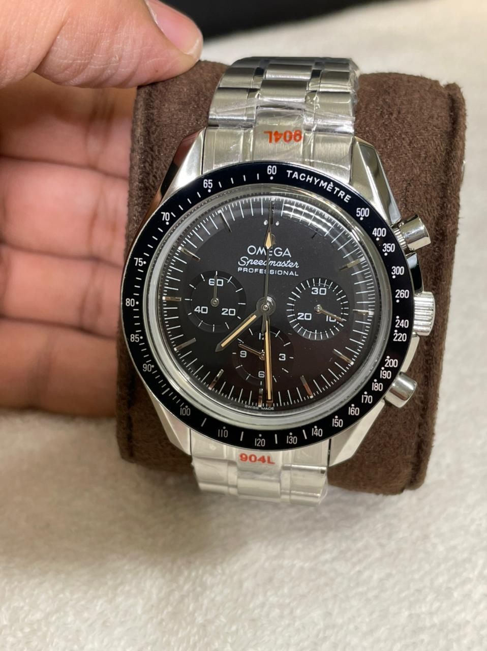 Omega _33