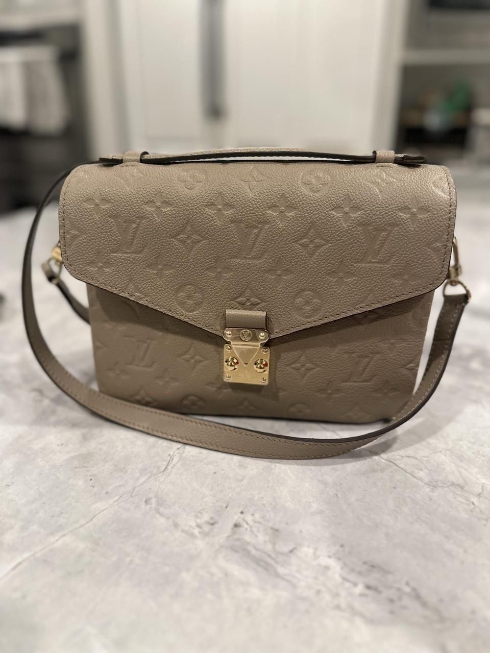 Louis Vuitton_17