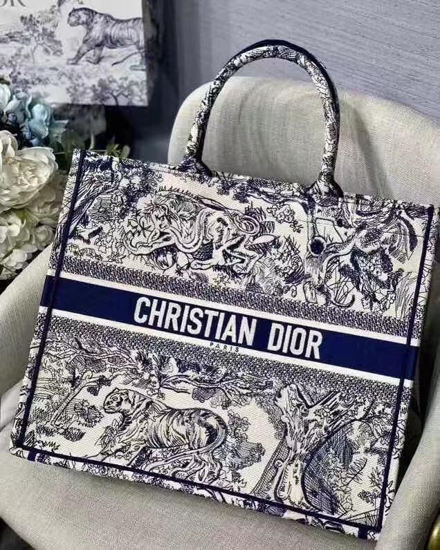 Christian Dior_1