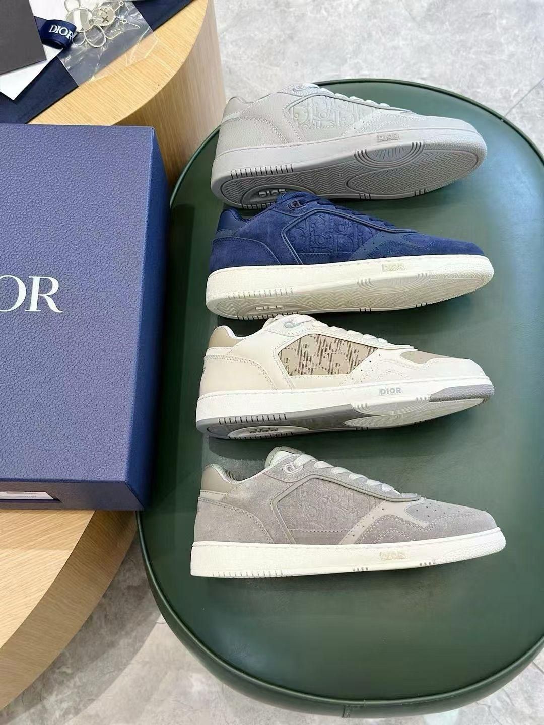 Dior Sneakers _33