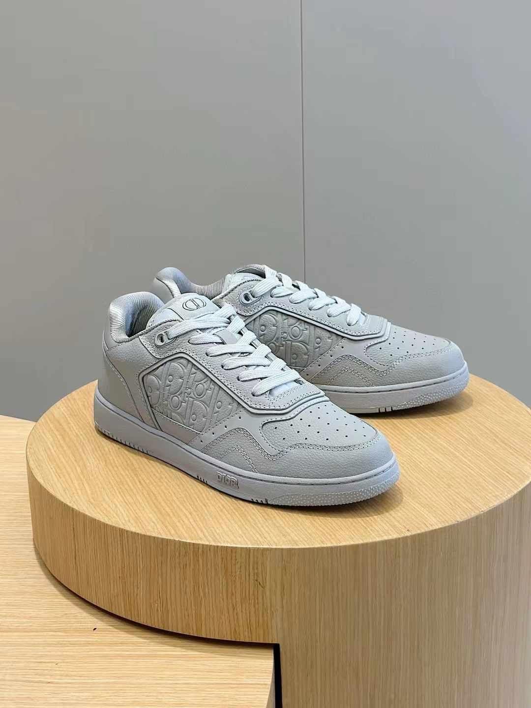 Dior Sneakers _38