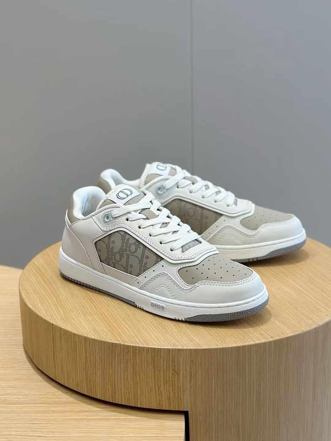 Dior Sneakers _40