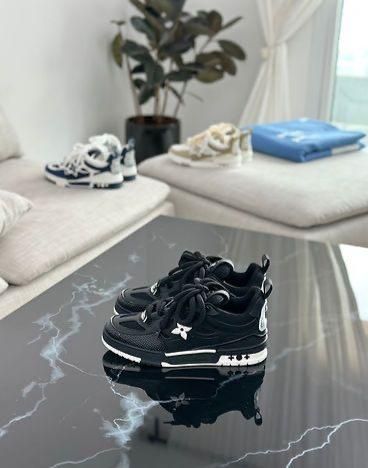 Louis Vuitton _34
