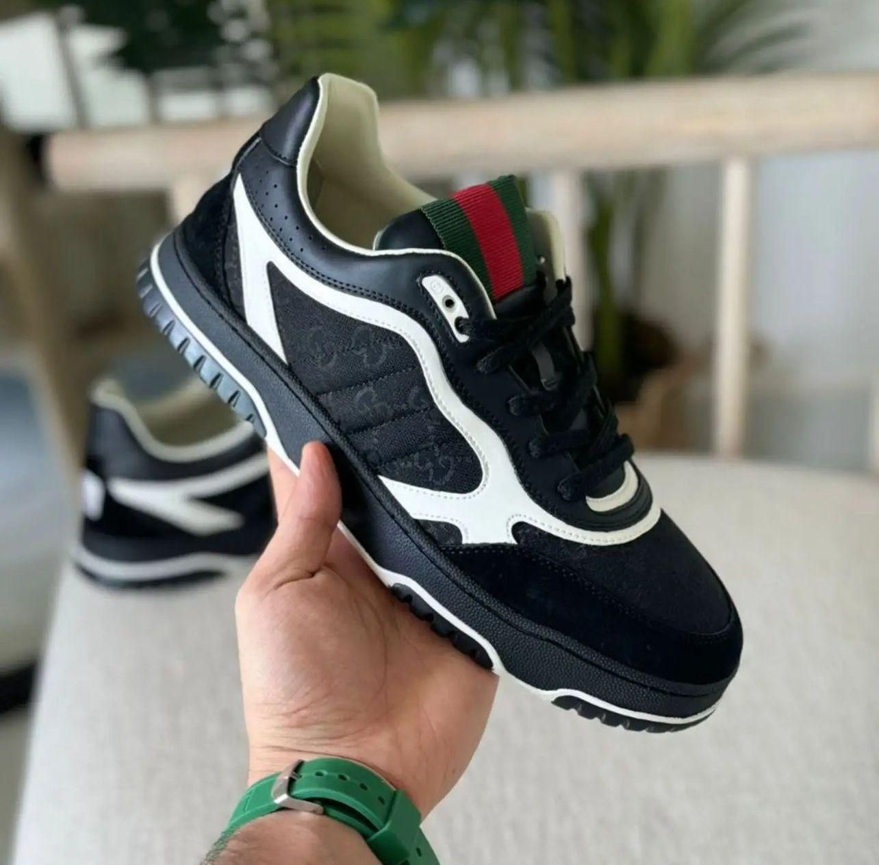 Gucci Sneakers _2