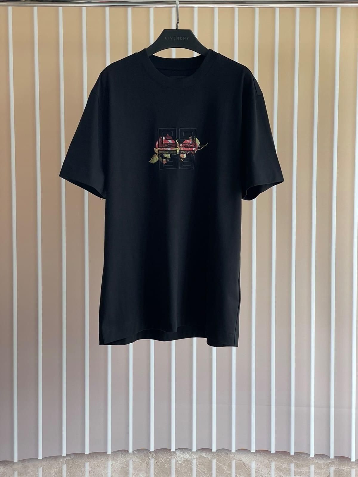 Givenchy  _16