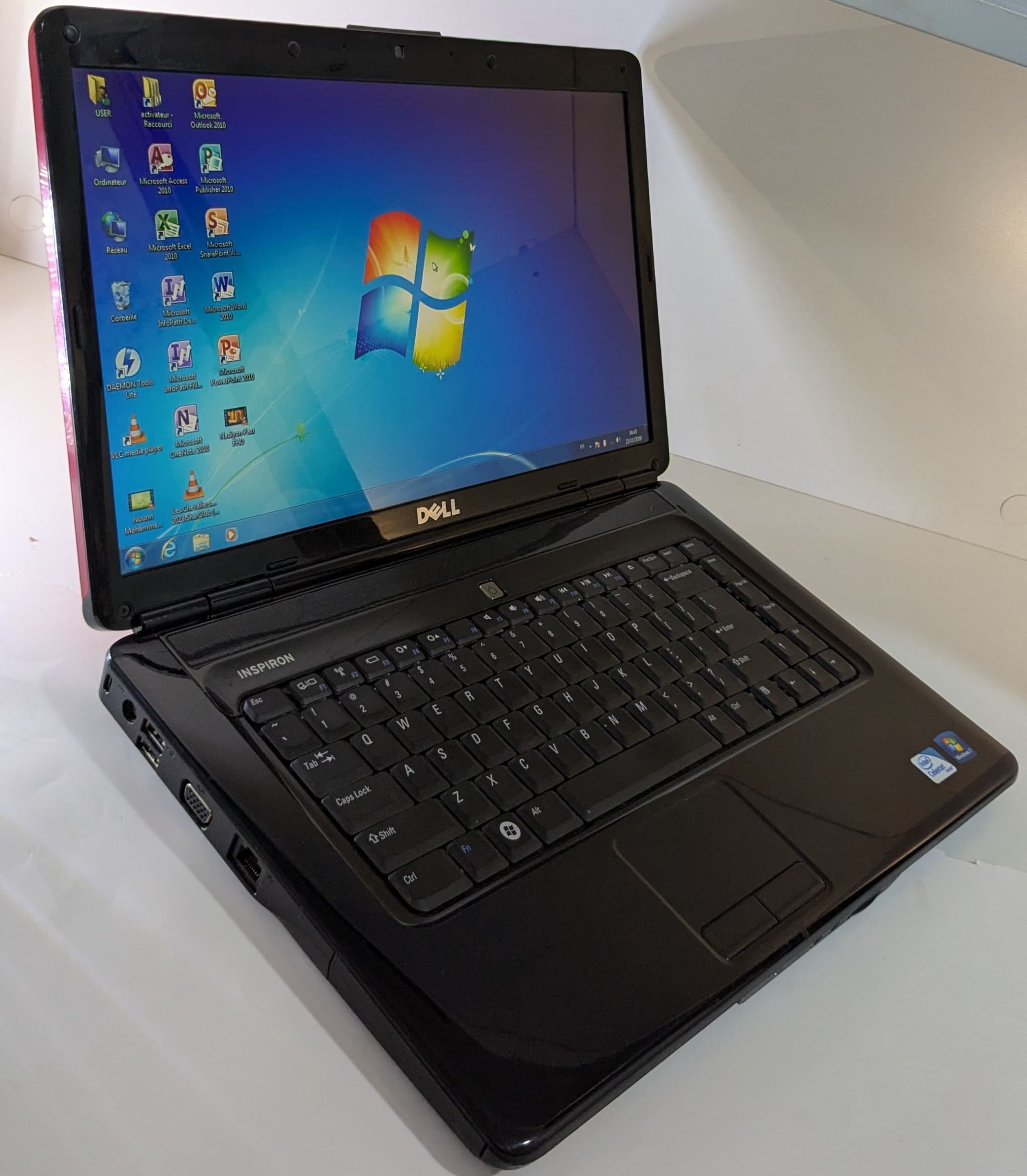 Dell Inspiron 1545_3