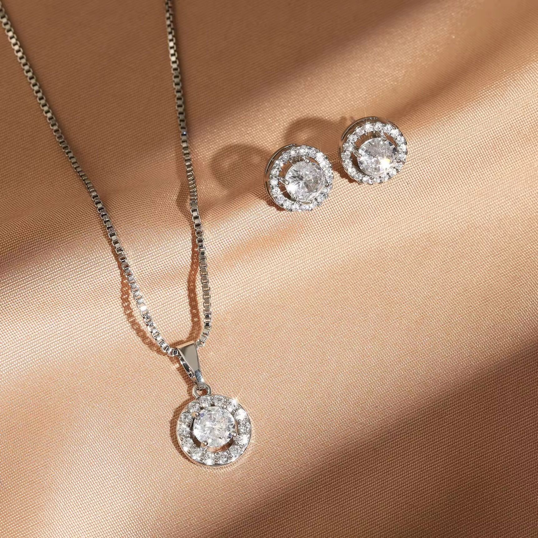 Romantic Elegant Jewelry Shiny Zircon Necklace Earrings Jewelry Sets Necklace Pendant Charms Jewelry_1