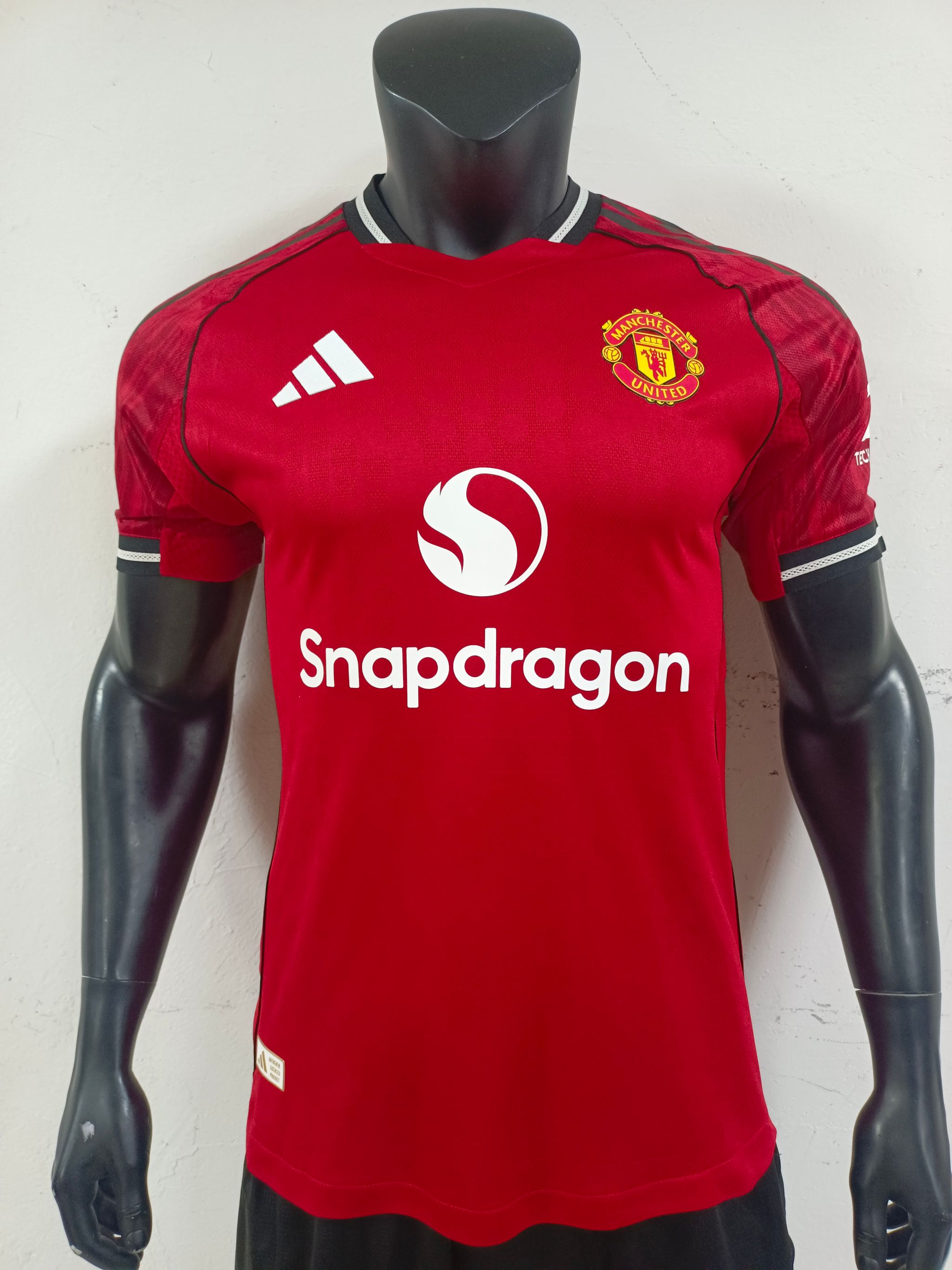 Manchester United 2025/26 Home Shirt (Red)_0