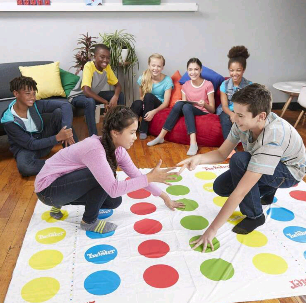 TWISTER Giant Mat Game._3