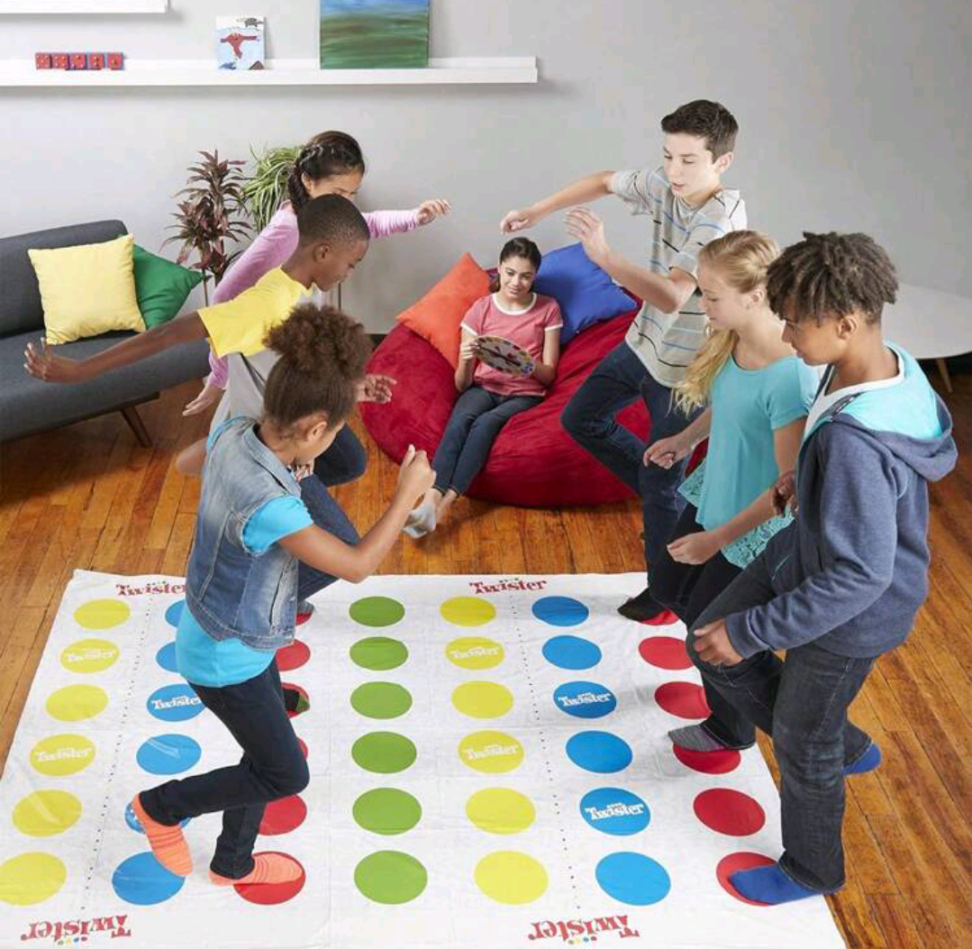 TWISTER Giant Mat Game._2