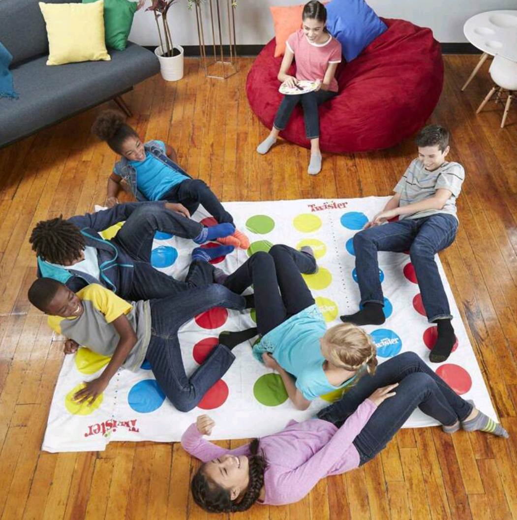 TWISTER Giant Mat Game._4
