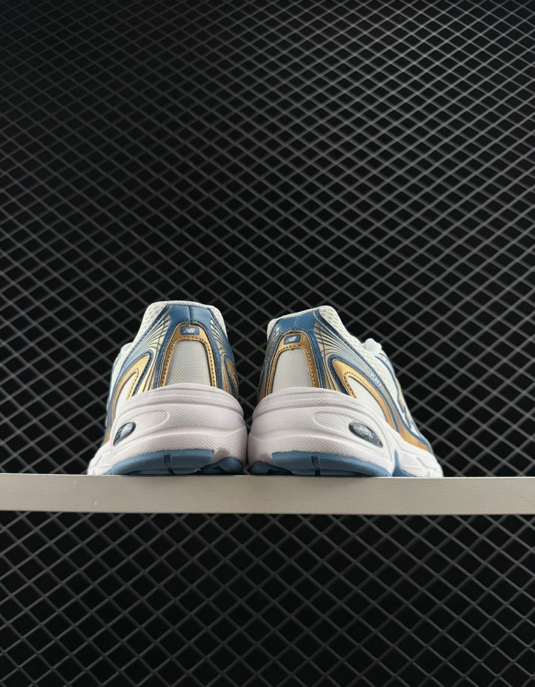 NEW BALANCE 740_4