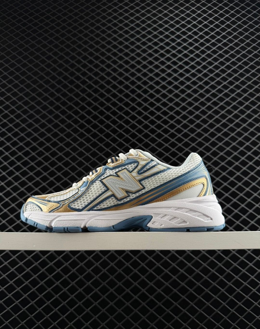 NEW BALANCE 740_1