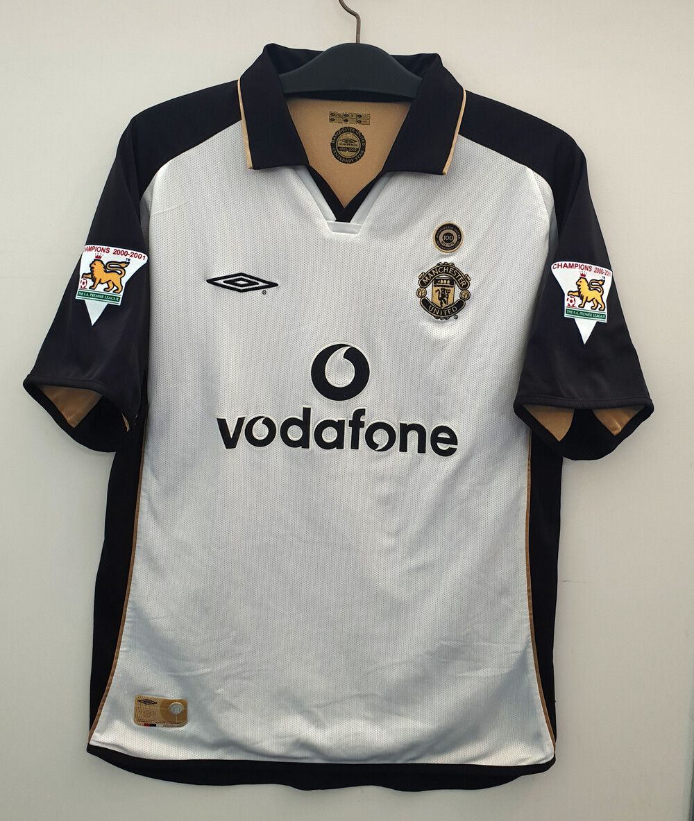 Manchester United 2001/02 Away Shirt (White)_0