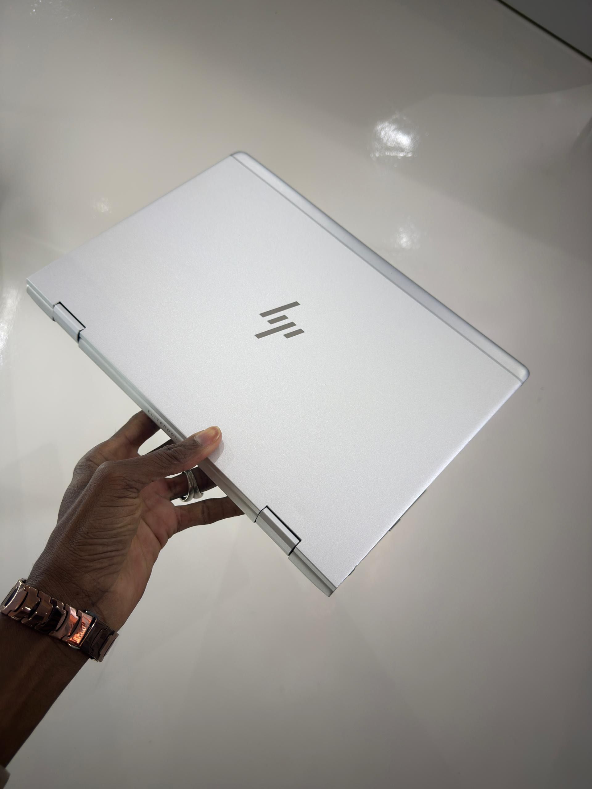 HP EliteBook X360_0