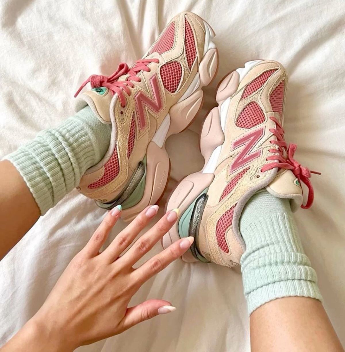 NB 9060 - GRAY/ PINK_1