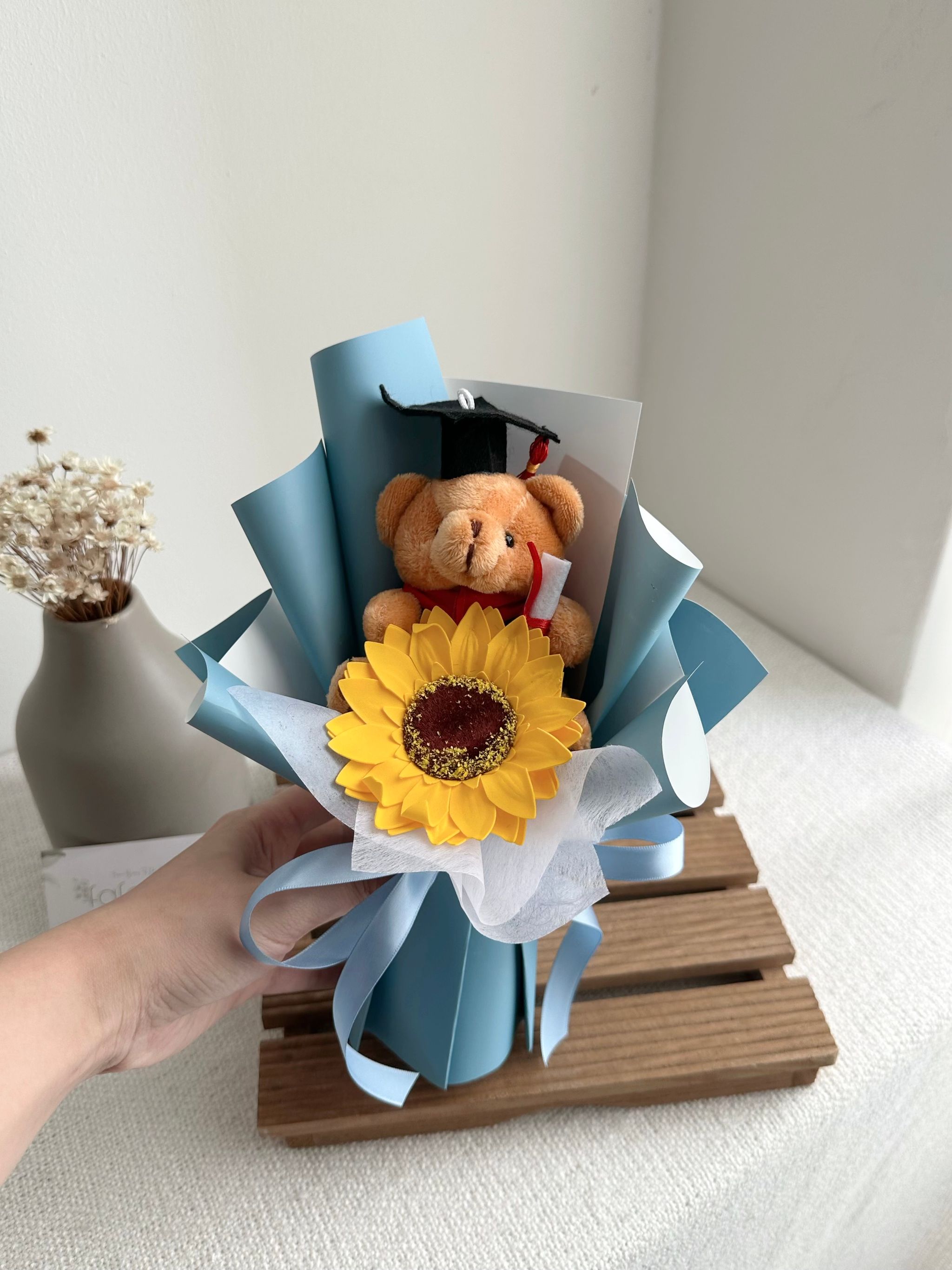 1Stalk Sunflower Graduation Bear Bouquet _1