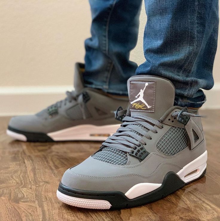 Jordan 4 - gray_2