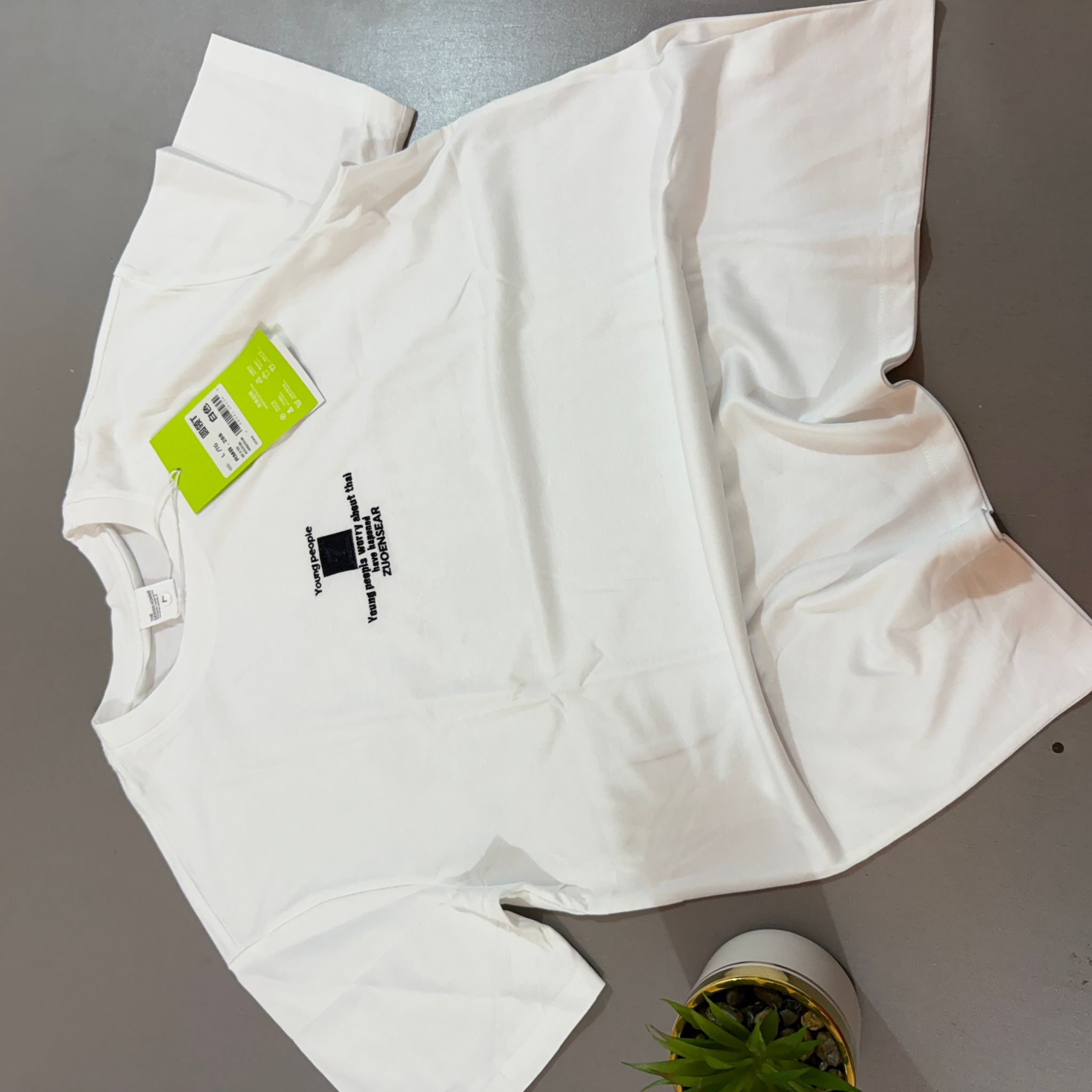 MIXED APPAREL       _1